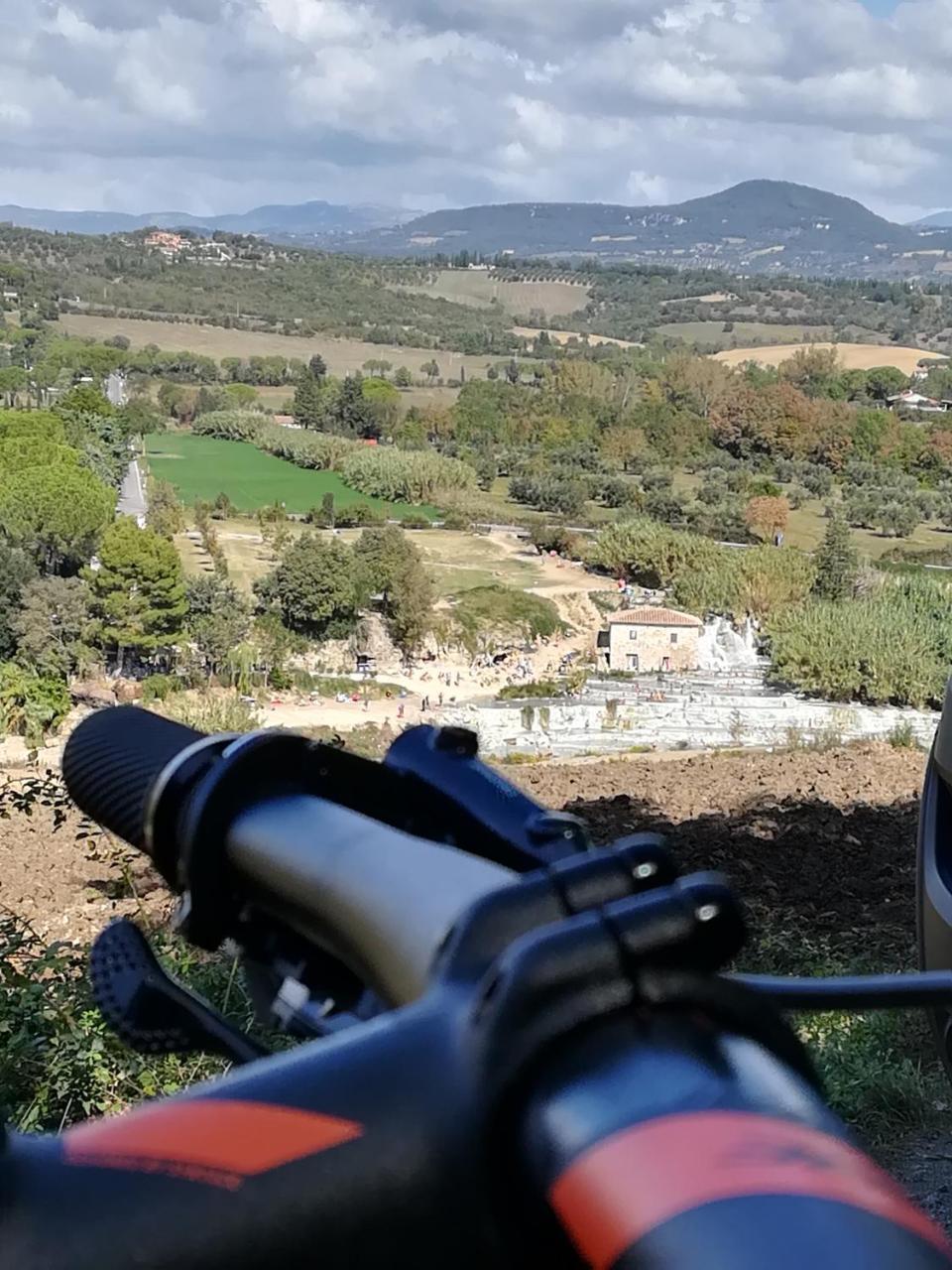Agriturismo Il Capannone モンテメラノ エクステリア 写真